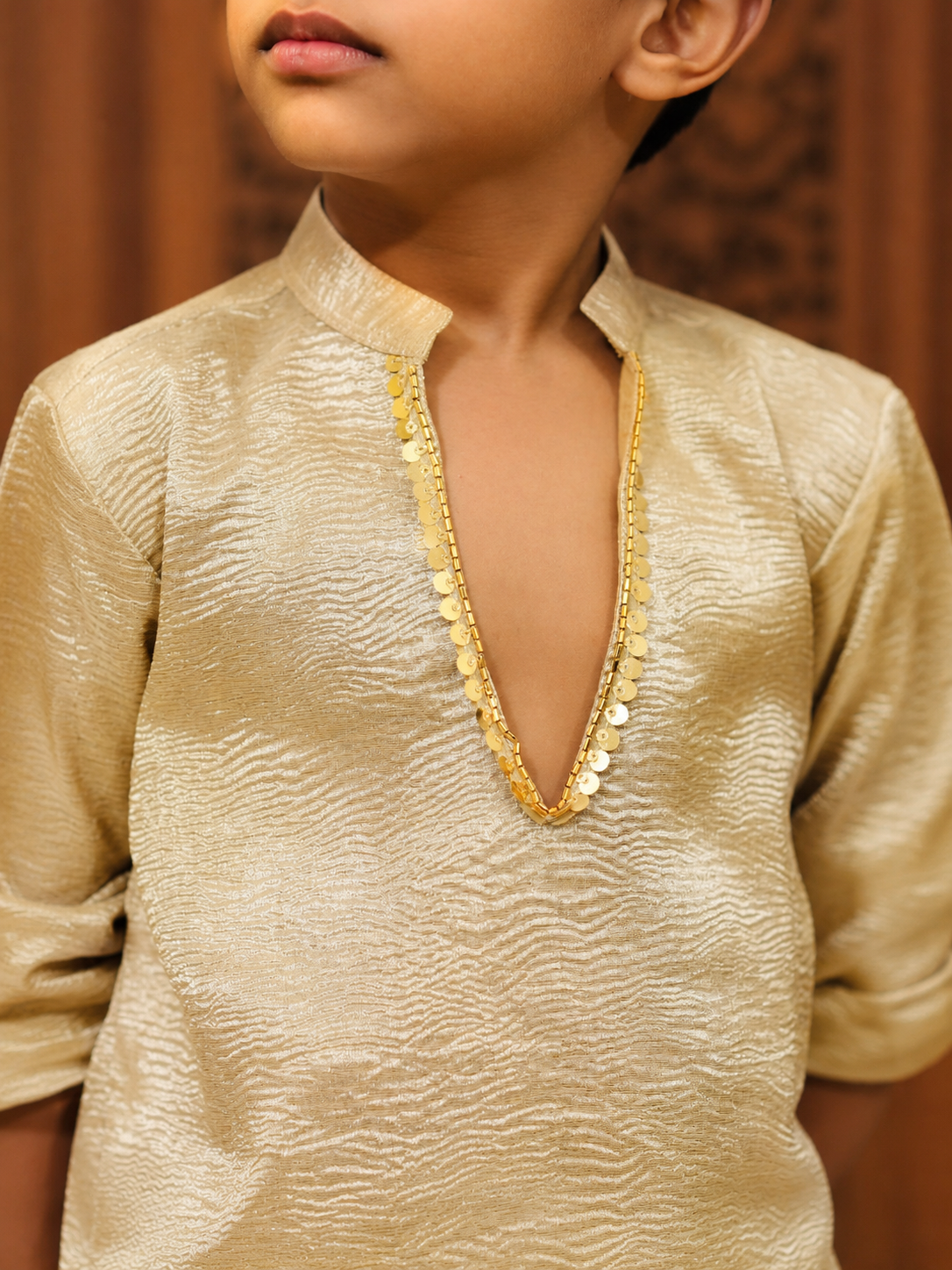 Crushed tissue silk long kurta with mundu set